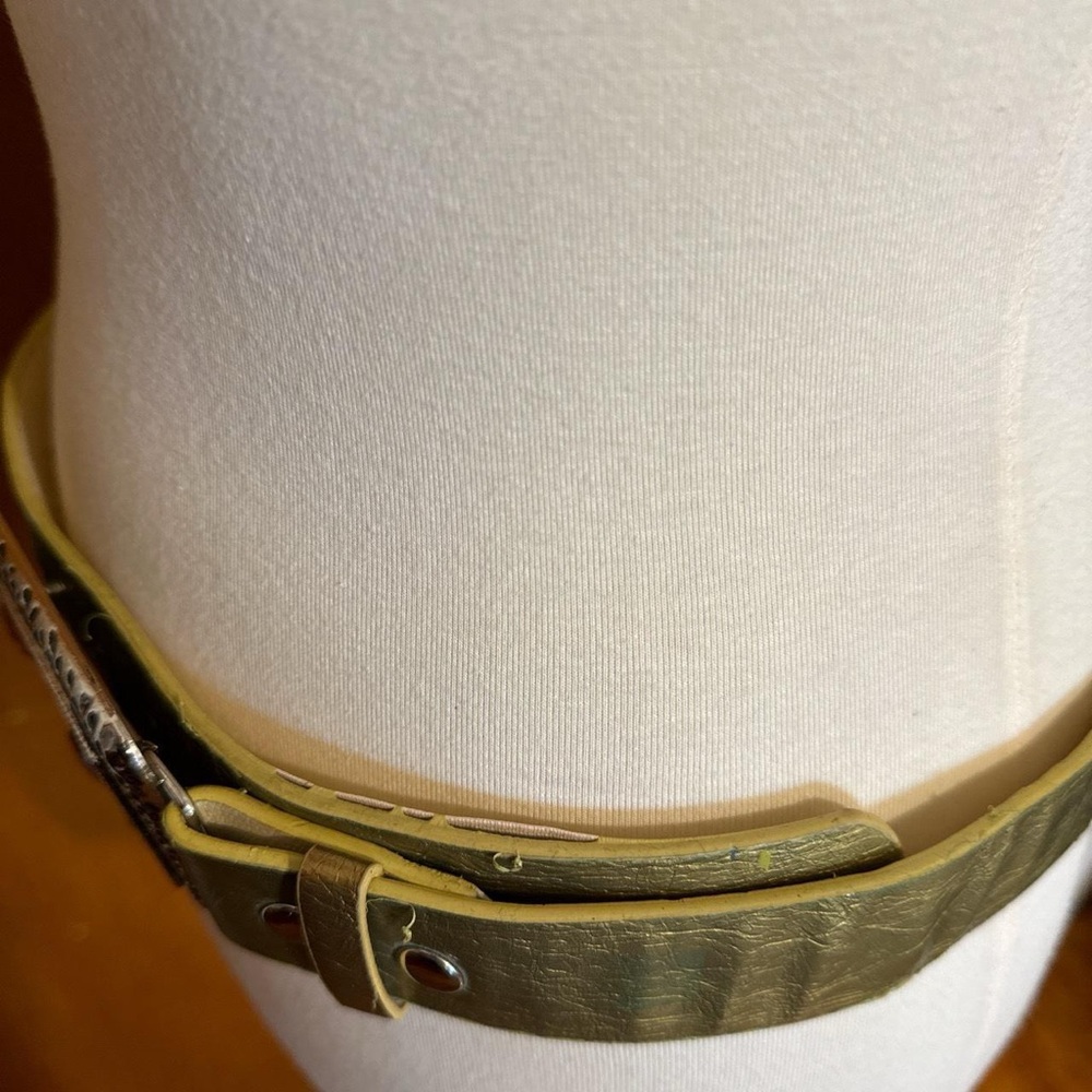 Vintage Gold Belt with Jeweled Buckle - Picture 5 of 5